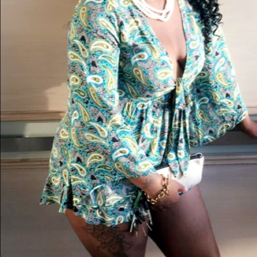 Shorts-Bodycon Tie Rumper